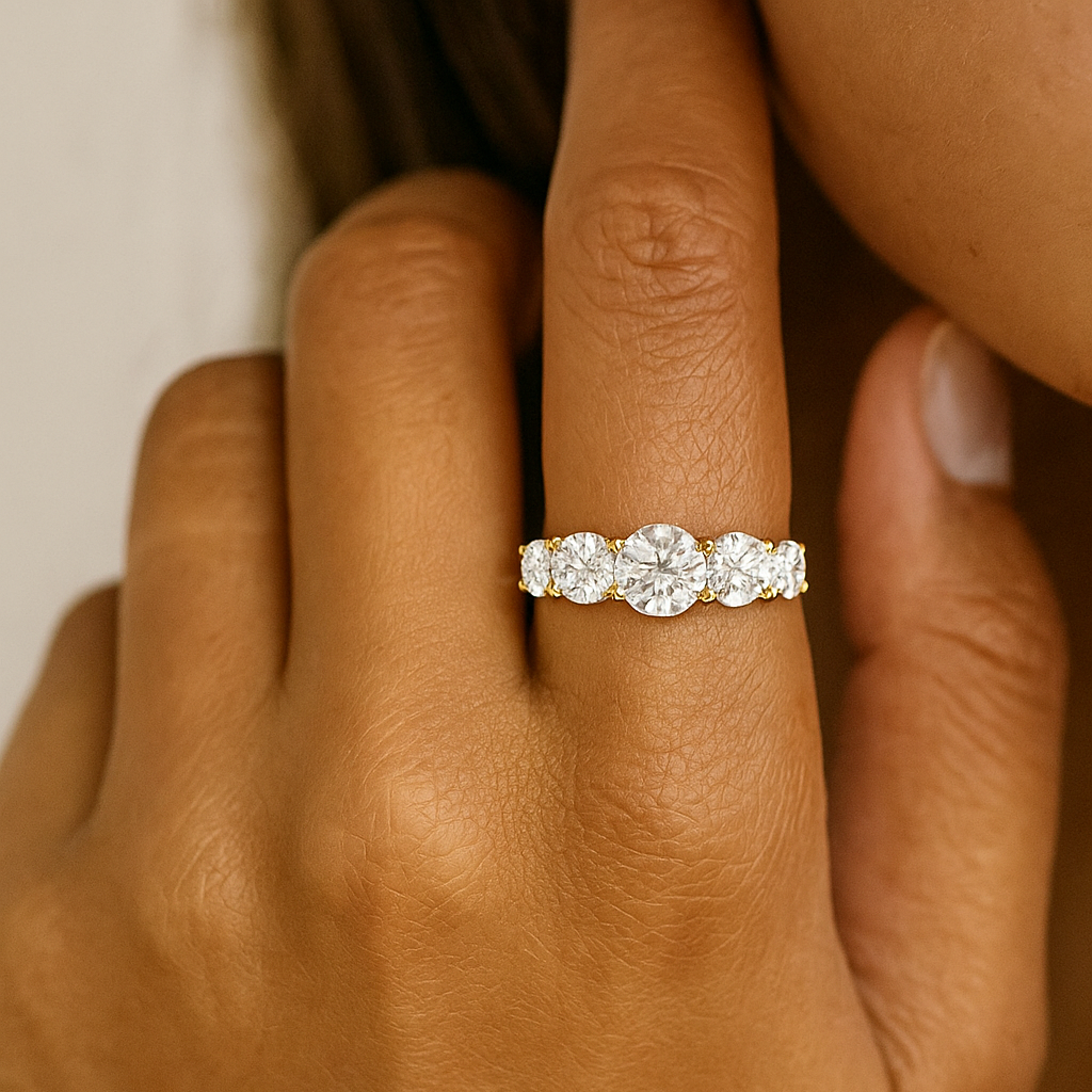 The Rakvere Ring - Round Cut Graduated Five-Stone Ring