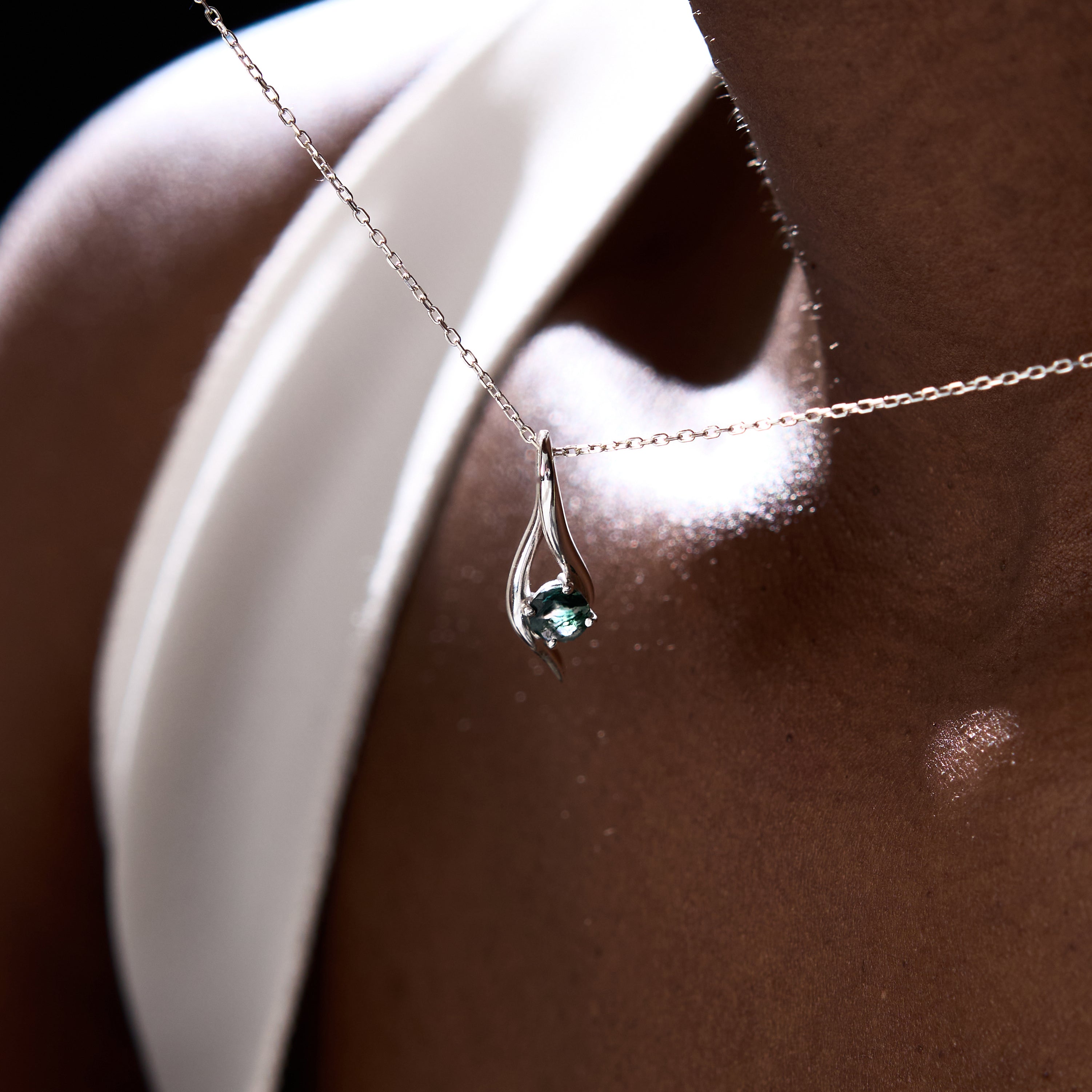 Round Moss Agate Necklace