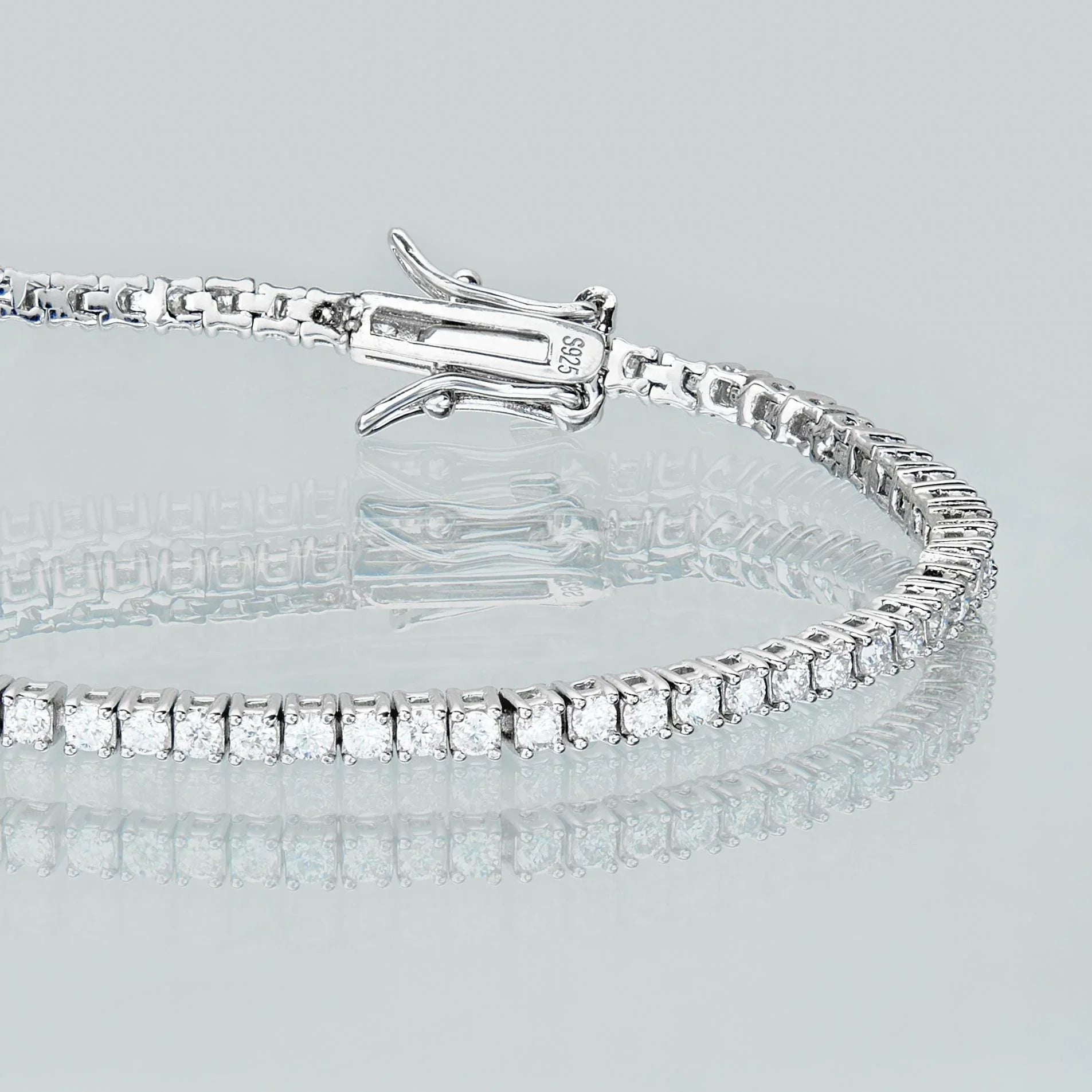 Bracelet de tennis en moissanite