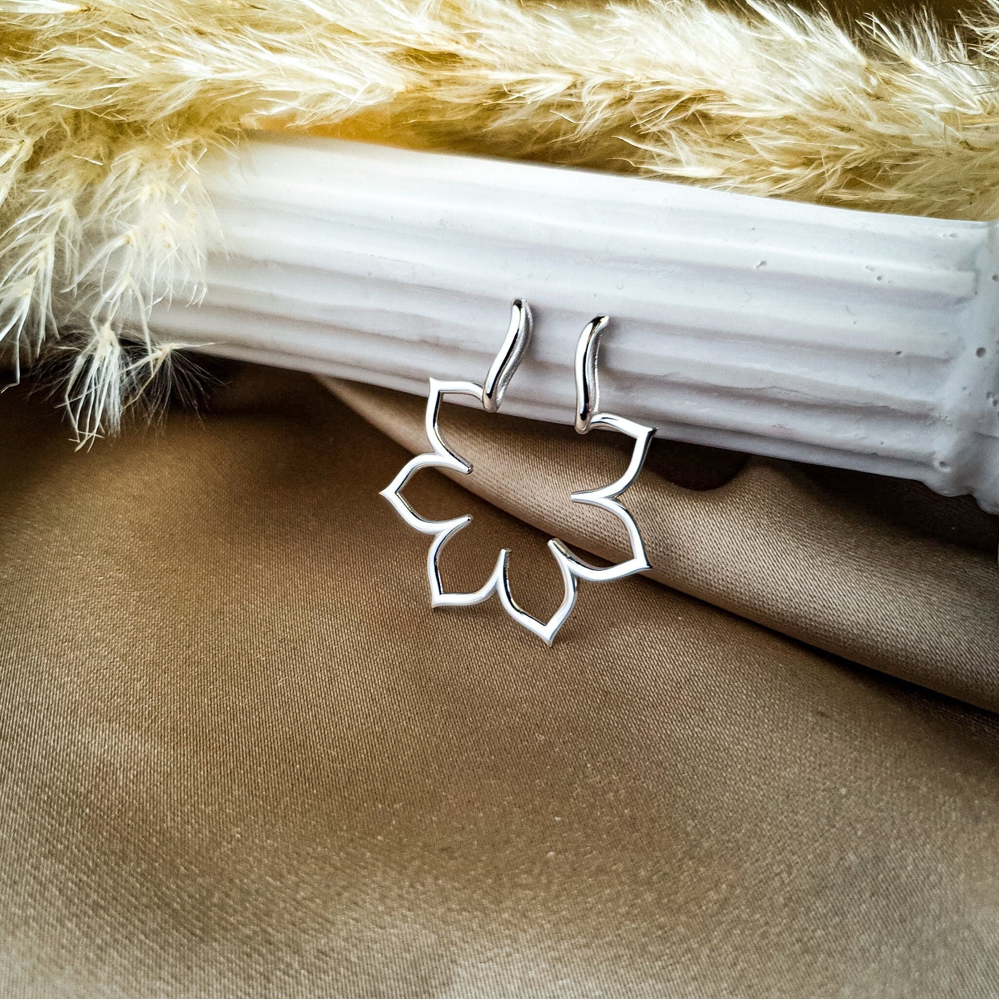 Sunflower Ring Holder Necklace, 14K White Gold