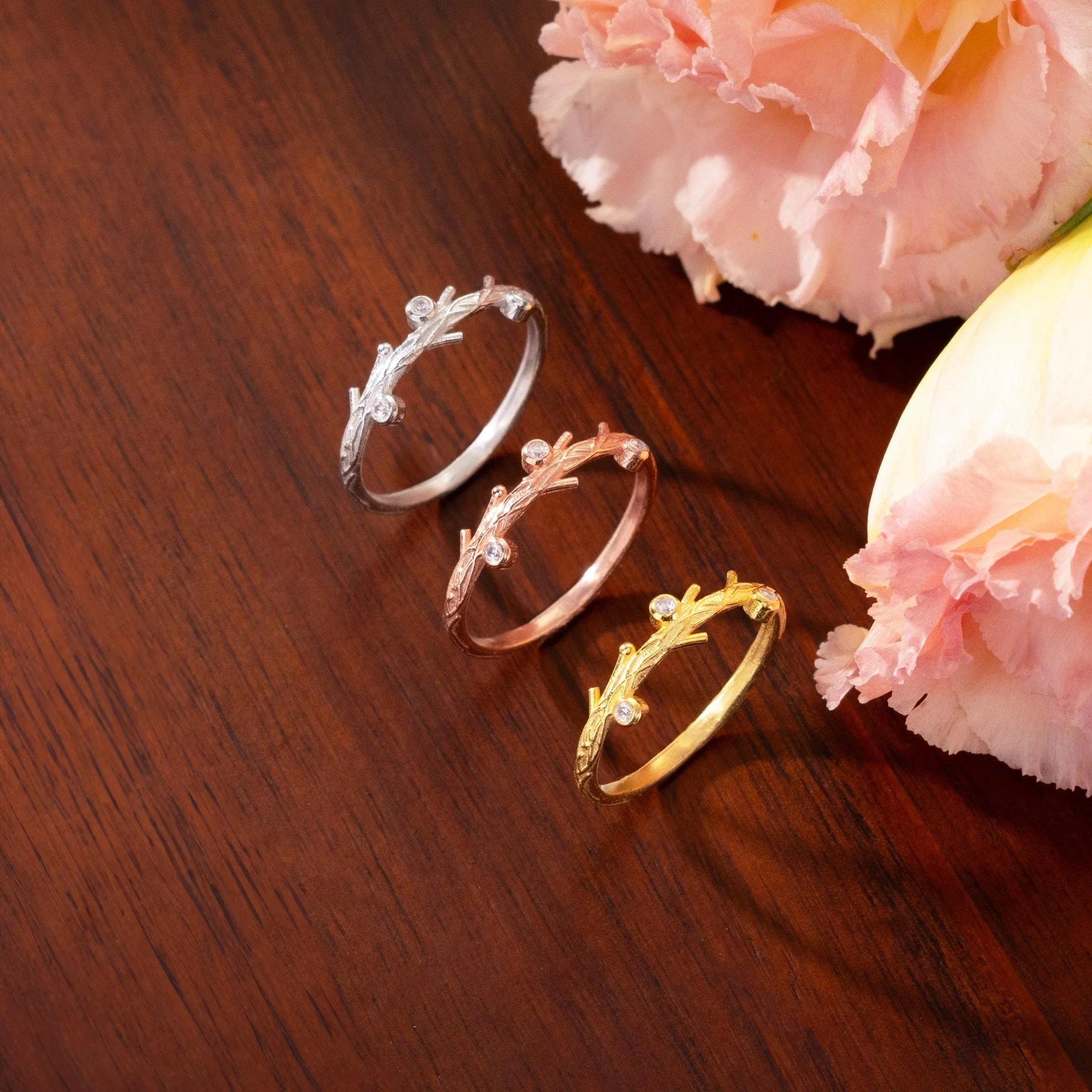 Branch Ring with Simulated Diamonds